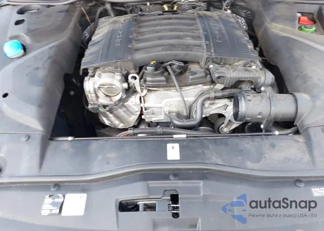 2016 Porsche Cayenne из США, поврежденный, VIN WP1AA2A2XGLA00611